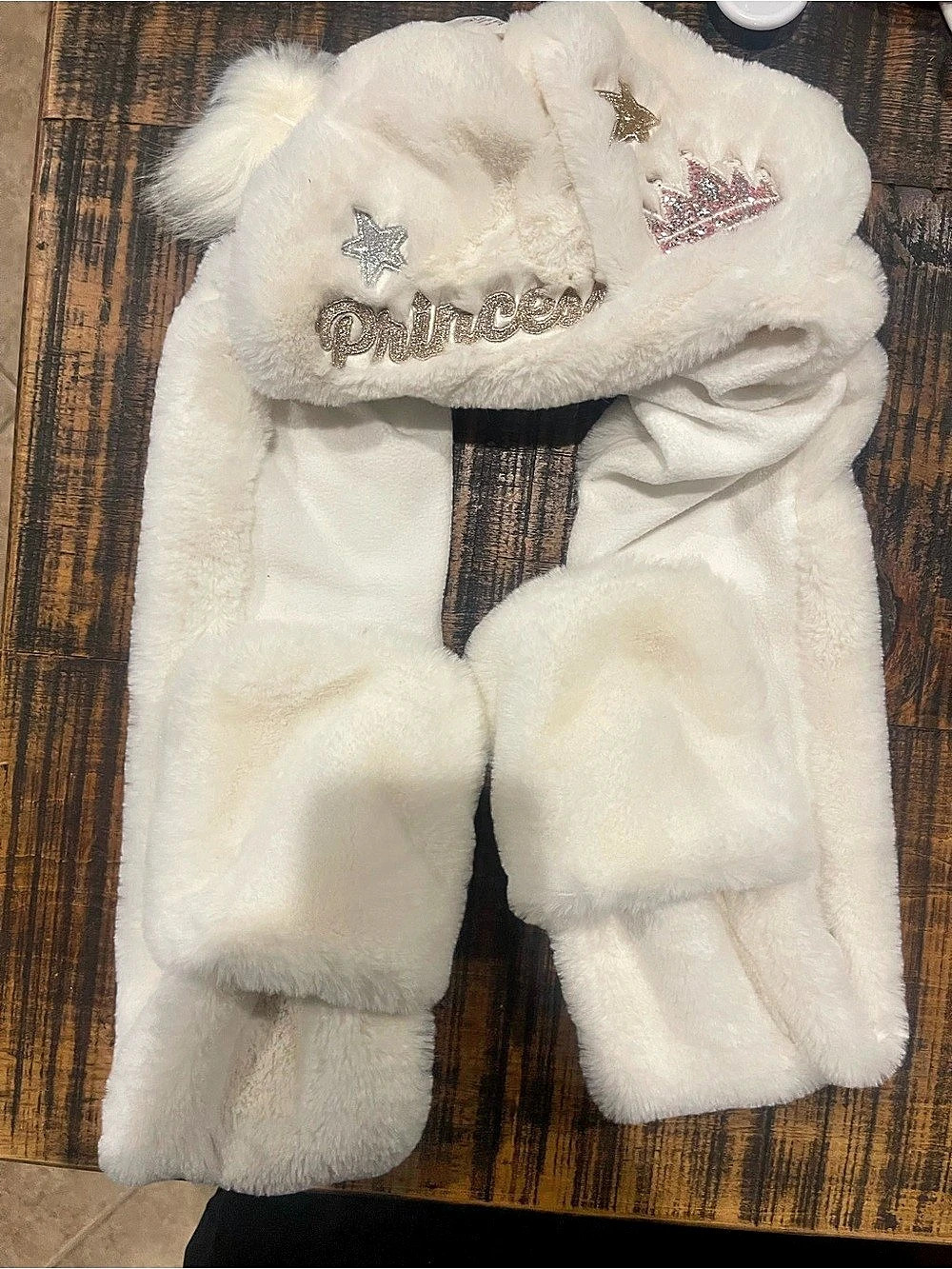 Disney Princess Faux Fur Winter Hat Scarf Set in White Girls Large NWT